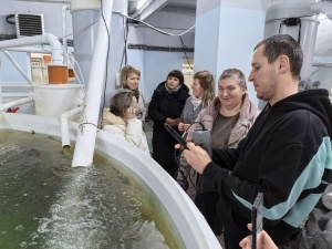 Участники СВО и их семьи из Серебряных Прудов посетили современное осетровое хозяйство «Голд Фиш» в рамках губернаторского проекта «Промышленный туризм». Участники СВО и их семьи из Серебряных Прудов посетили современное осетровое хозяйство «Голд Фиш» в рамках губернаторского проекта «Промышленный туризм».