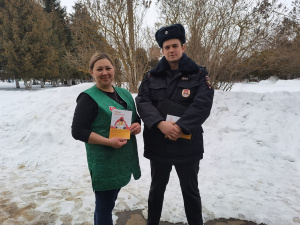 В Серебряных Прудах участковые уполномоченные полиции провели беседы с гражданами по профилактике мошенничества