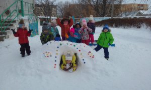 Снежные постройки в детских садах