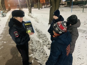 В целях профилактики ДТП во дворовых территориях