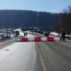 В Коломне, Луховицах и Озёрах временно ограничено движение по трём наплавным мостам и работа паромной переправы