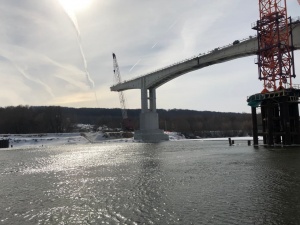 Капремонт моста через р. Оку от Каширы до села Лужники, согласно госконтракту, завершится в конце 2022 года.